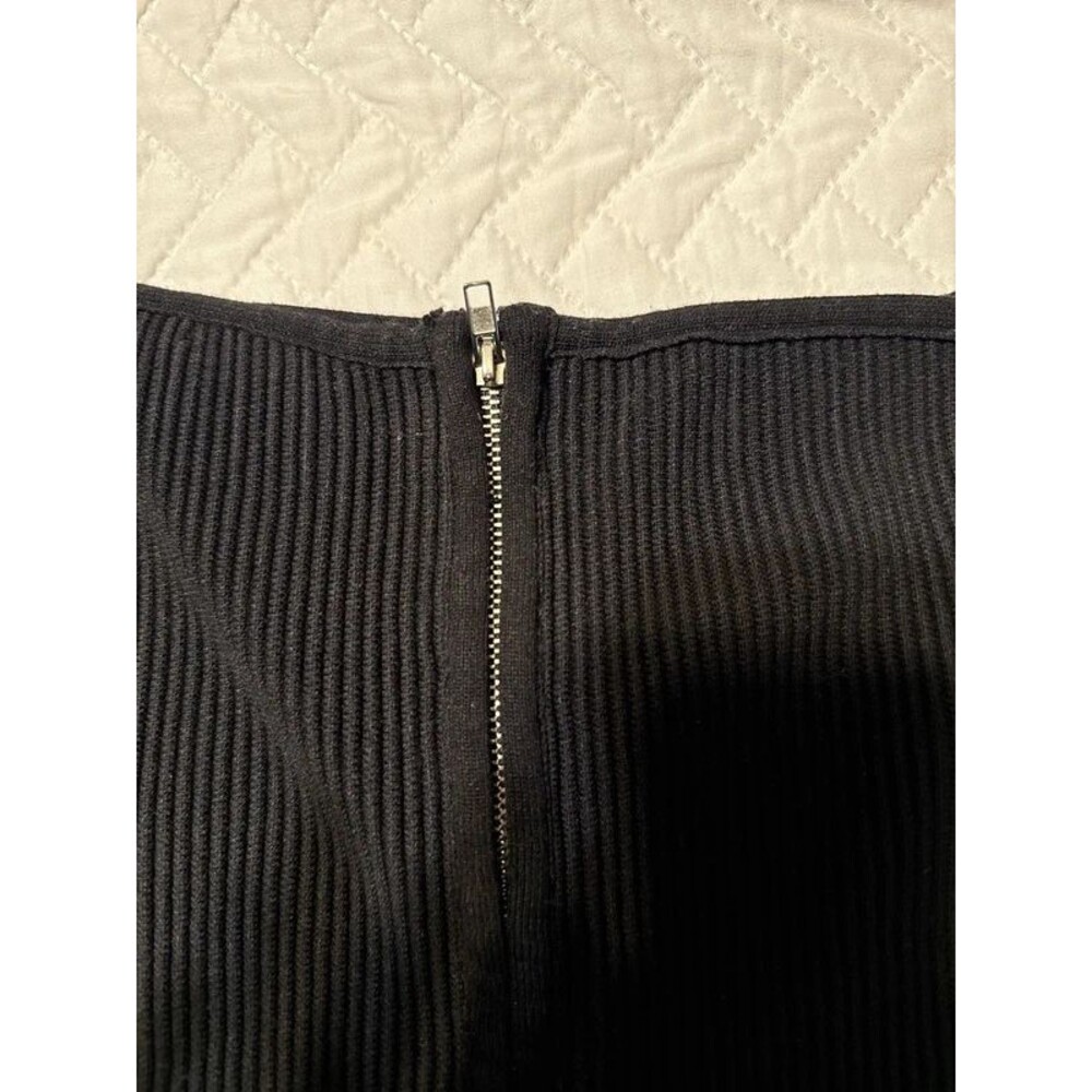 Gianni Bini off shoulder long sleeve ribbed cropped top - Picture 8 of 8